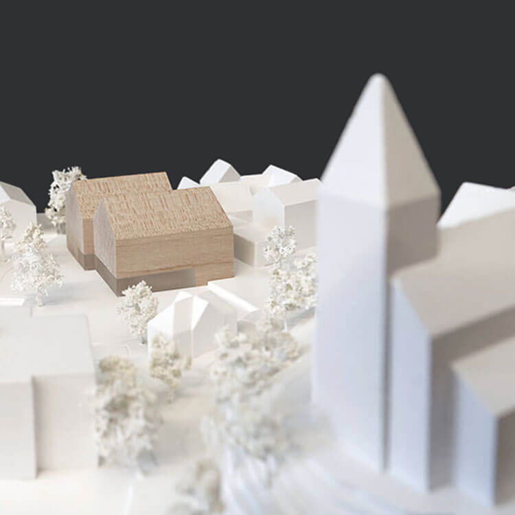 Rathaus mit Platzgestaltung