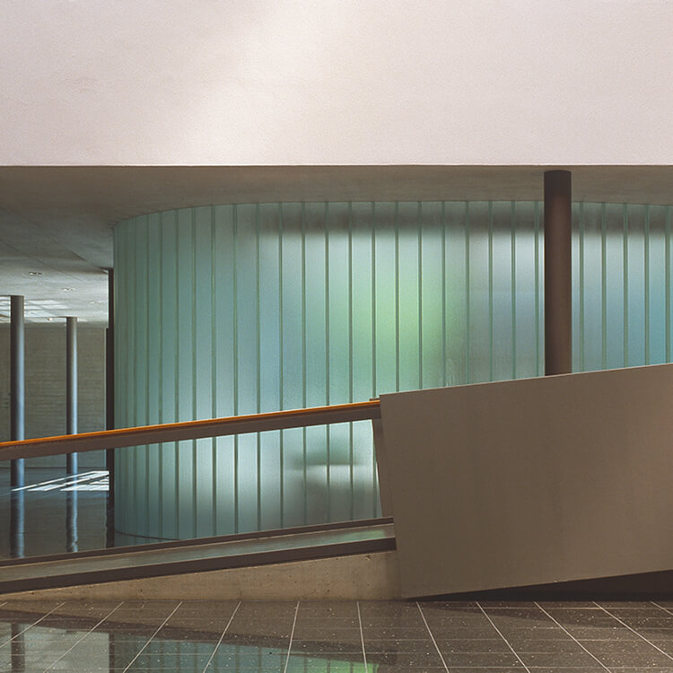 Stuttgart Institute of Management and Technology (SIMT)